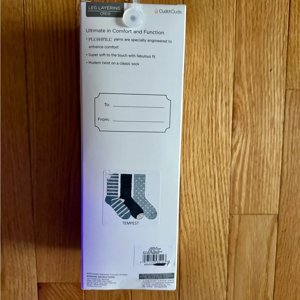 Cuddl Duds Crew Socks in Blue NWT 3-pack - Picture 2 of 3